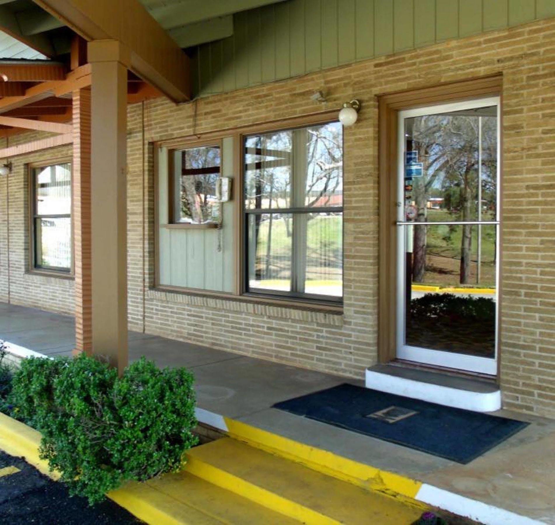 Woodlawn Hills Motel Henderson Екстер'єр фото